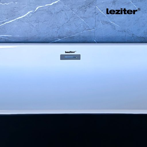 Still szabadon álló fürdőkád fekete