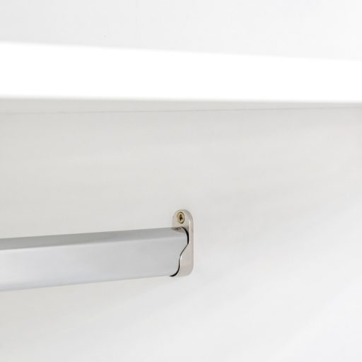 Family ruhásszekrény 74x182 cm fehér